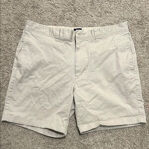 J. Crew Men's Cream Flat Front Shorts